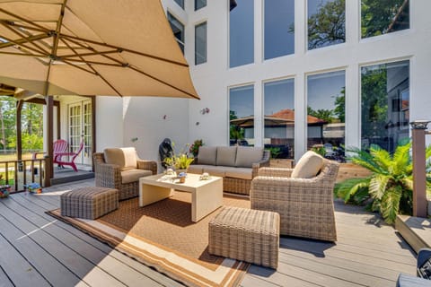 1-Acre Backyard and Gym Spacious Apopka Escape! House in Forest City