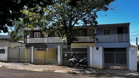 Property building, Neighbourhood