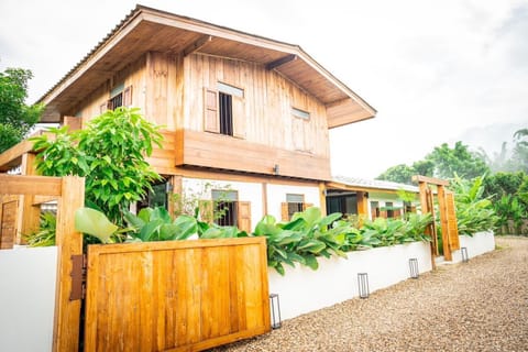 Property building, Garden, Garden view