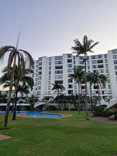 Property building, Natural landscape, Garden