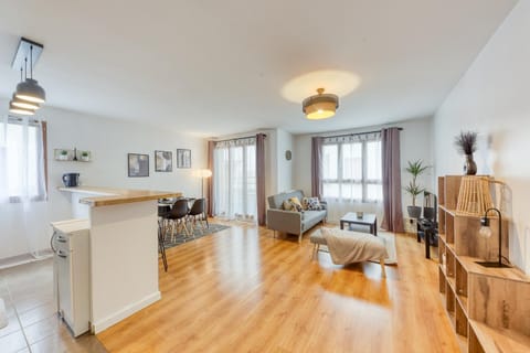 Appartement Cosy & Moderne 2 chambres Apartment in Saint-Denis, France