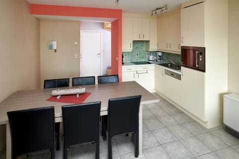 CATA 0202 - Duplex voor 6 pers Apartment in De Panne