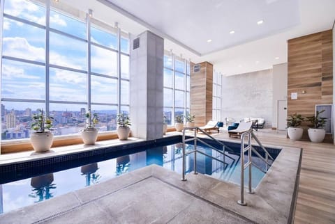 Pool view, Swimming pool, sunbed