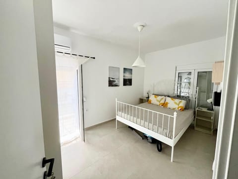 The Beach House Apartment in Halkidiki