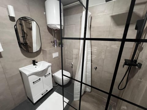 Shower, Toilet, Bathroom