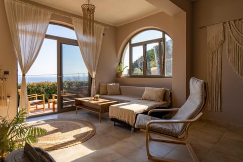 View (from property/room), Living room, Seating area