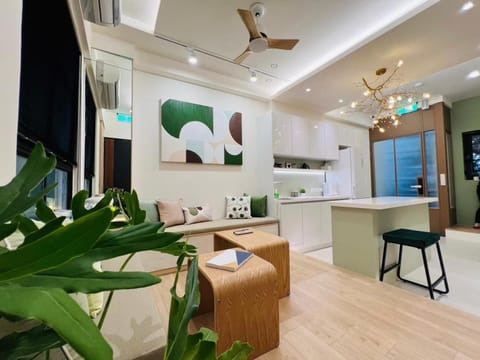 Kitchen or kitchenette, Living room