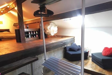 Atelier d’artiste proche Paris Gare nord/Stade de FR/CDG Apartment in Île-de-France