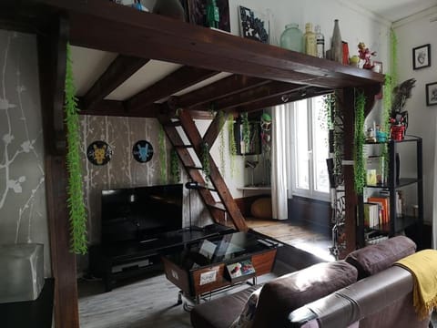 Atelier d’artiste proche Paris Gare nord/Stade de FR/CDG Apartment in Île-de-France