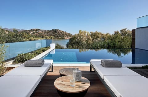 Pool view, Swimming pool, sunbed