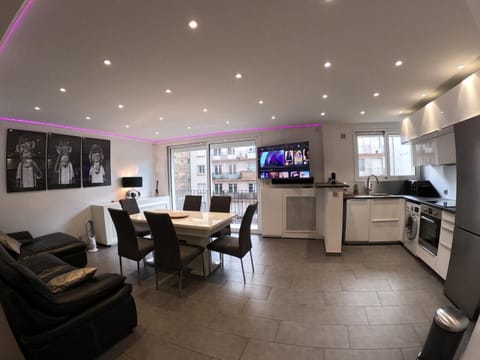 Montrouge Superbe Appartement Proche Centre Paris 2 chambres Apartment in Montrouge