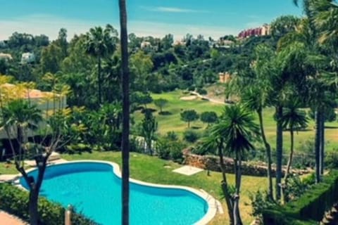 Apartment in Marbella: San Pedro Alcantara Apartment in Marbella