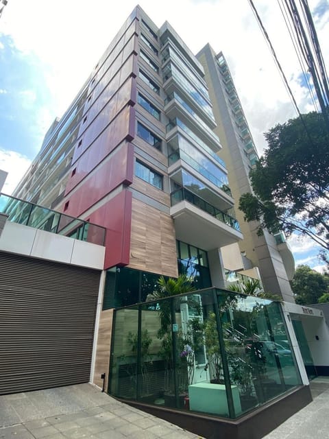 Property building, Facade/entrance, Day