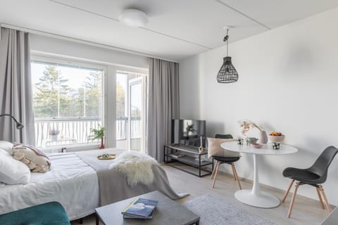 Bed, TV and multimedia, Balcony/Terrace, Balcony/Terrace, Seating area, Dining area