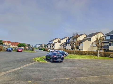 Appartement à 500m de la mer, 4 couchages, parking sécurisé - FR-1-746-15 Apartment in Courseulles-sur-Mer