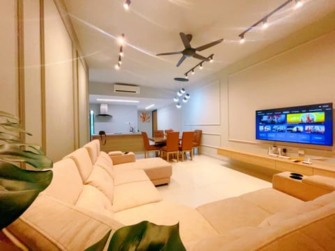 Living room, Seating area, Evening entertainment, air conditioner