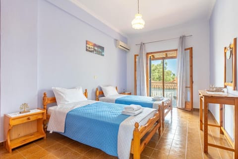 Property building, Living room, Bedroom