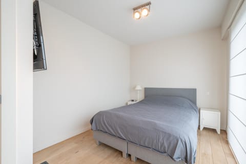 Beautiful beach-appartment between Knokke & Bruges Apartment in Bruges