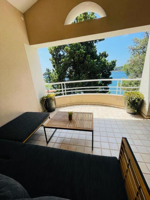 Balcony/Terrace, Seating area, Sea view