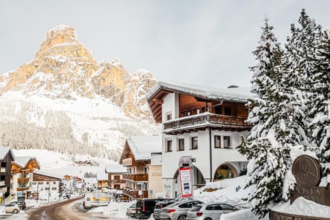 Property building, Winter