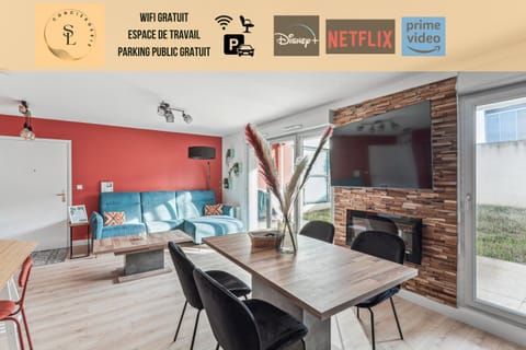 TV and multimedia, Living room, Dining area