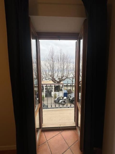 Fronte lago nel centro storico “La Casa del Lago” Apartment in Trevignano Romano