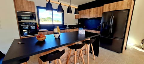 Dining area, dishwasher, minibar, oven, pet friendly, stove