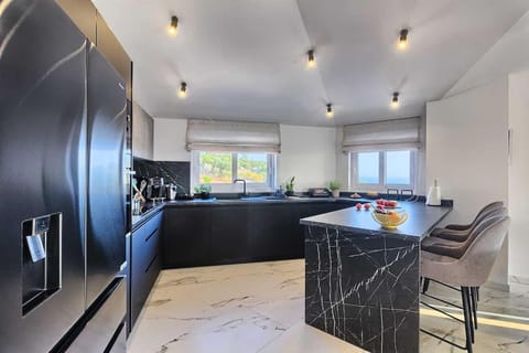 Villa Moderna Villa in Šibenik-Knin County, Croatia