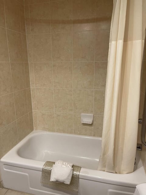 3 BR Alpine Loft in Ski Lodge - 5 min bus to Vail Apartment in Vail