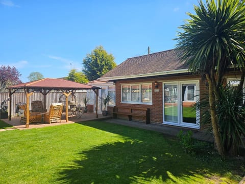 Property building, Garden, Garden view