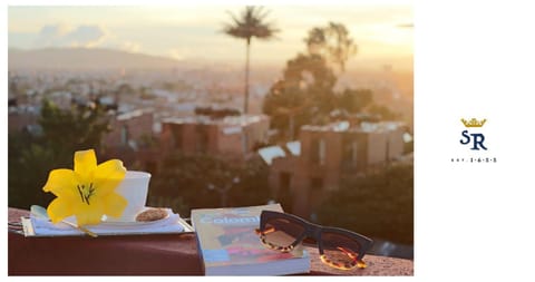Patio, Patio, Nearby landmark, Balcony/Terrace, Balcony/Terrace, City view, City view, Landmark view, Landmark view, Mountain view, Mountain view, Sunrise, Sunset