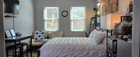 Guesthouse/Casita Goodyear Bed and Breakfast in Goodyear