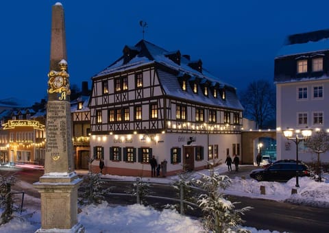 Property building, Nearby landmark, Night, Winter, City view, Landmark view, Location