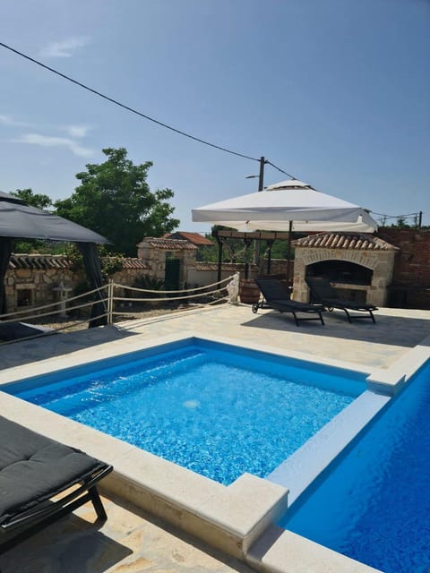 VILLA KUNTA Villa in Šibenik-Knin County, Croatia