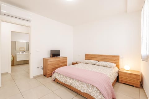 FaCentro - Free WiFi & Air Conditioning Apartment in Faenza