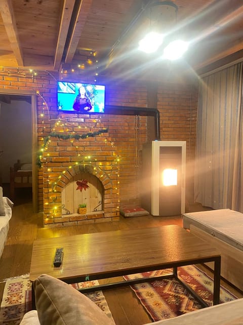 Communal lounge/ TV room, Living room