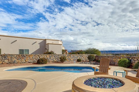 Las Cruces Home with Mountain Views and Private Pool! House in Las Cruces