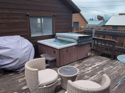 Day, Hot Tub, Balcony/Terrace