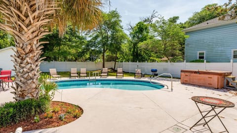Sea Breeze - 3rd Row - Windy Hill Section House in Atlantic Beach