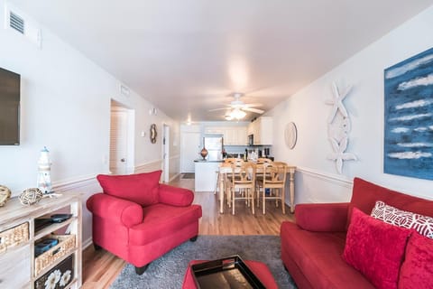 Ocean Garden Villas F2-Ocean View-Crescent Beach Section House in North Myrtle Beach