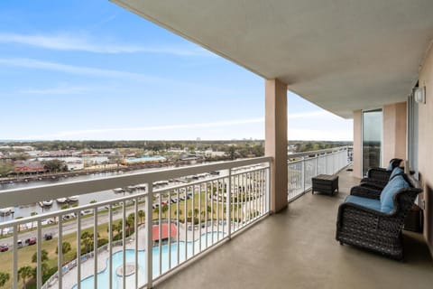 Barefoot Resort - North Tower 1302- Windy Hill House in North Myrtle Beach