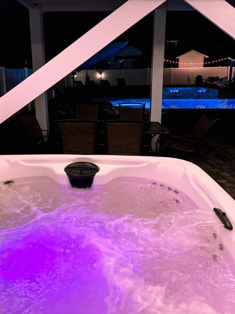 Hook, Wine & Sinker - 3rd Row - Crescent Beach Section House in Crescent Beach