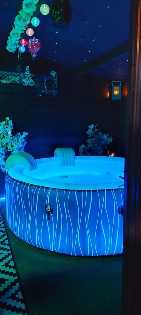 SAS lès Bêtises péniche Morgane 2 Docked boat in Cambrai