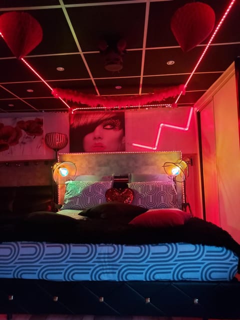 SAS lès Bêtises péniche Morgane 2 Docked boat in Cambrai