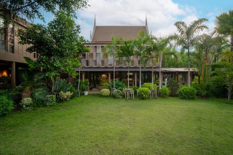 Property building, Day, Natural landscape