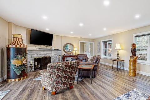 Riverside at the Riverhouse House in Lake Oswego