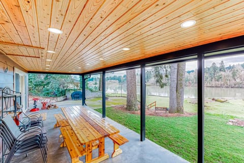 Riverside at the Riverhouse House in Lake Oswego