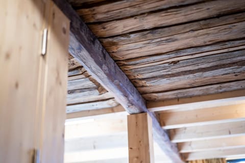 Bijoux in the Swiss mountains Chalet in Canton of Grisons