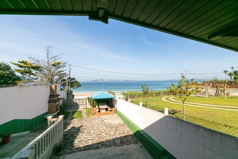 Garden, Sea view