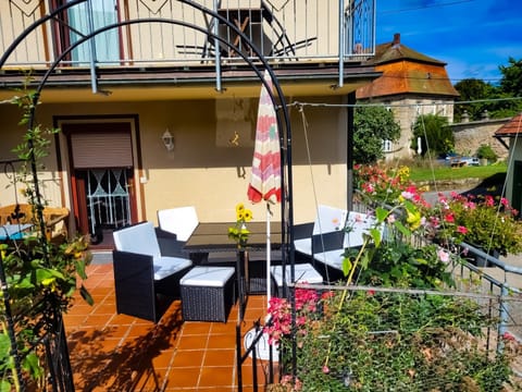 Property building, Balcony/Terrace